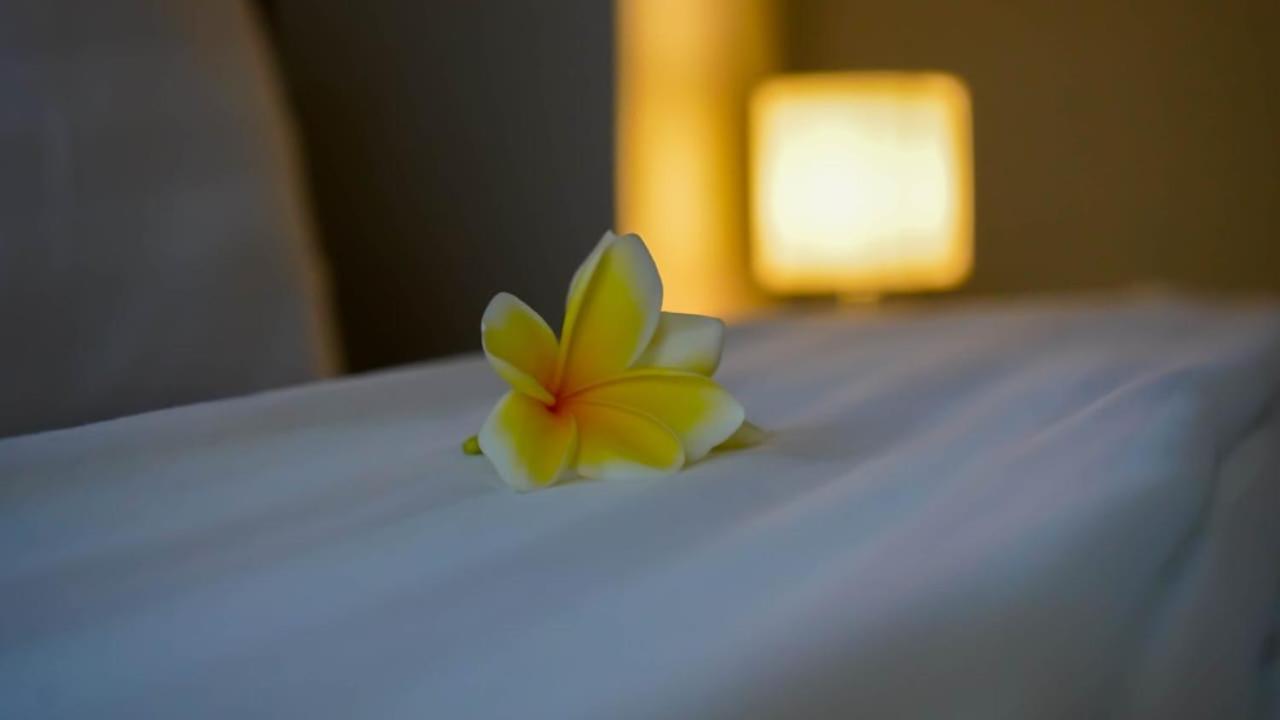 Hotel Pondok Putri Batukaras Buitenkant foto