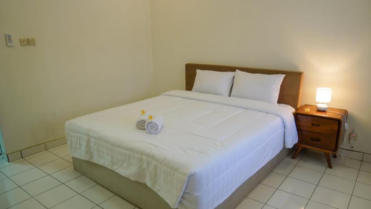 Hotel Pondok Putri Batukaras Buitenkant foto