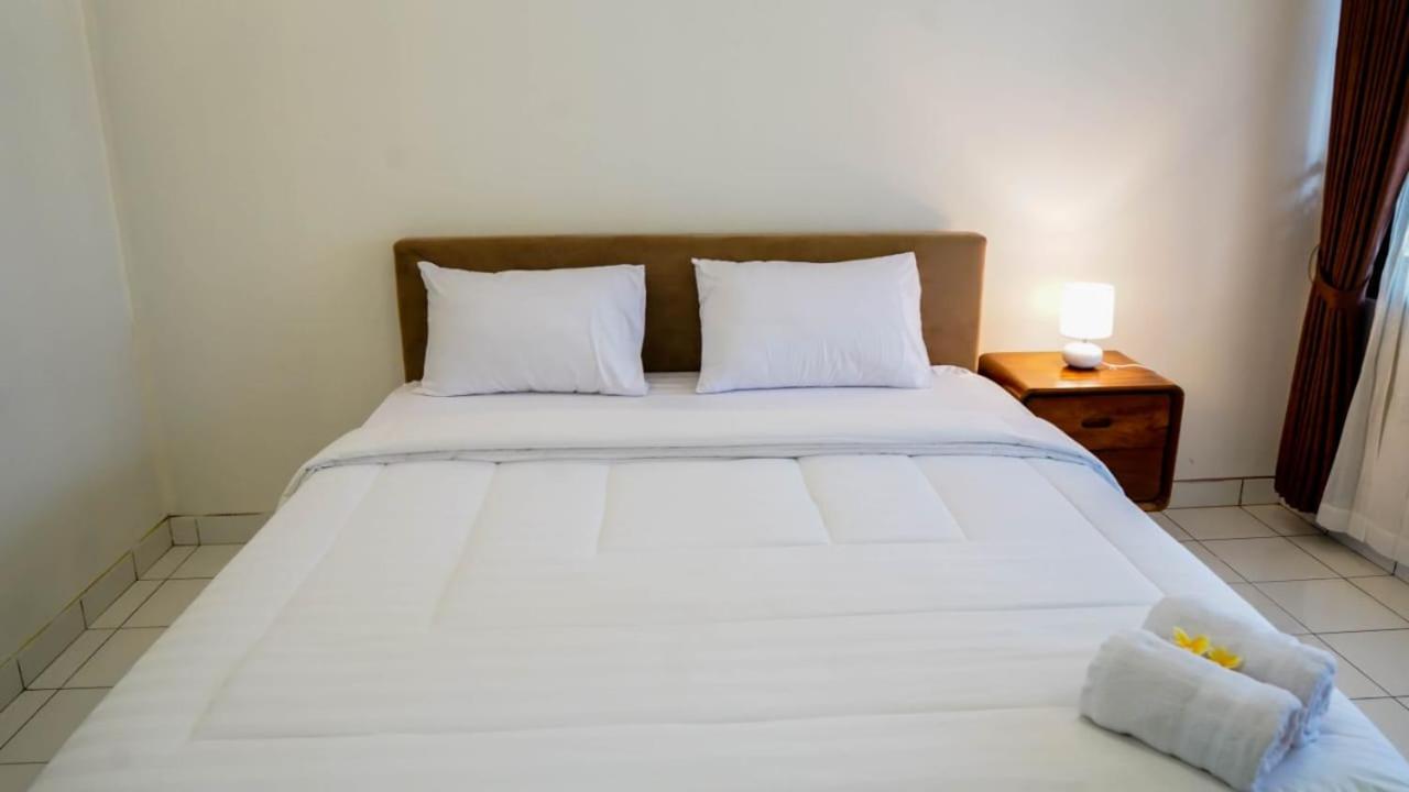 Hotel Pondok Putri Batukaras Buitenkant foto