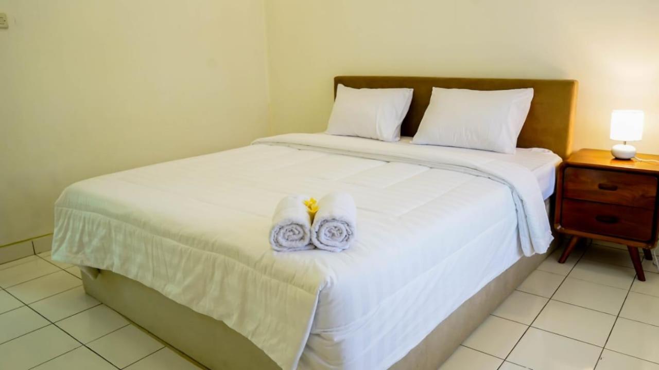 Hotel Pondok Putri Batukaras Buitenkant foto