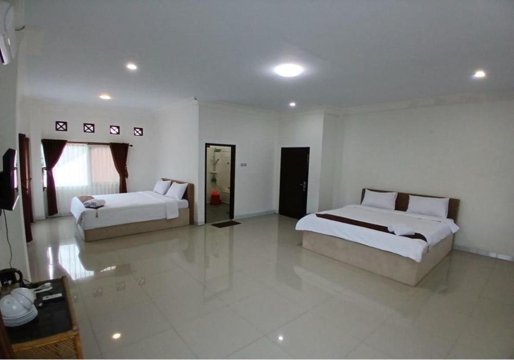 Hotel Pondok Putri Batukaras Kamer foto